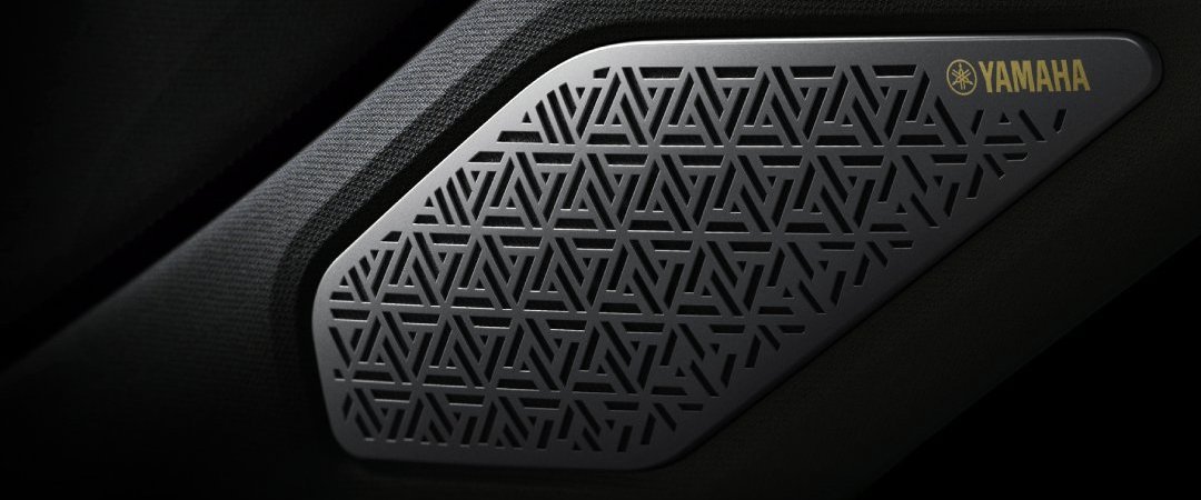 Nové Mitsubishi OUTLANDER PHEV - interiér pokračovanie