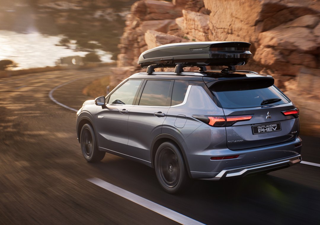 Nové Mitsubishi OUTLANDER PHEV - príslušenstvo