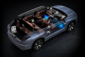 Nové Mitsubishi OUTLANDER PHEV - 2 basové reproduktory vpredu
