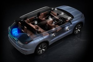 Nové Mitsubishi OUTLANDER PHEV - subwoofer